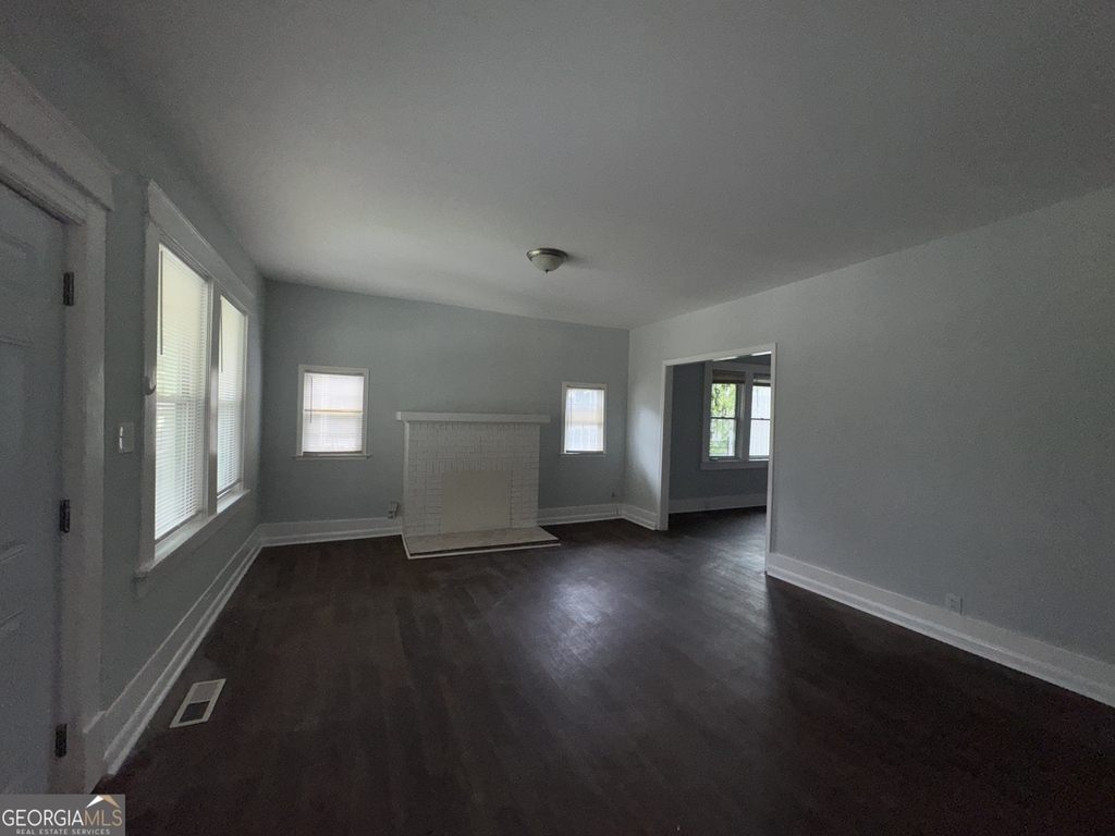 1462 Lucile Avenue Sw - Photo 3