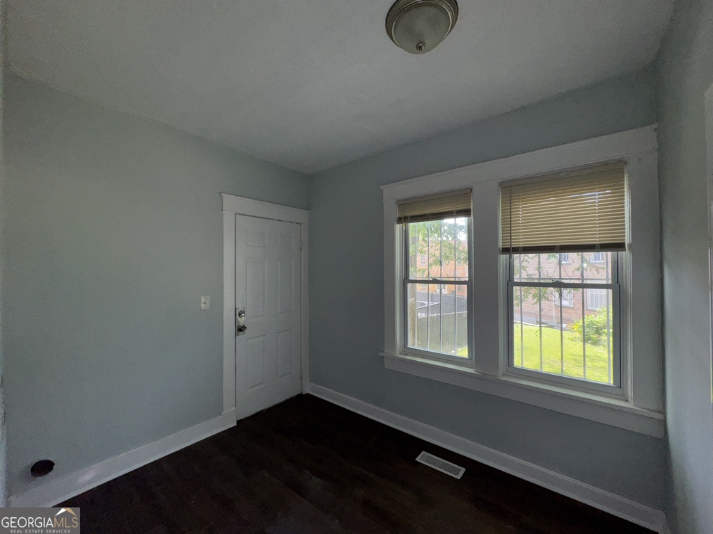 1462 Lucile Avenue Sw - Photo 5