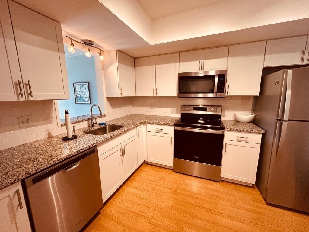 2050 Oleander Boulevard - Photo 9