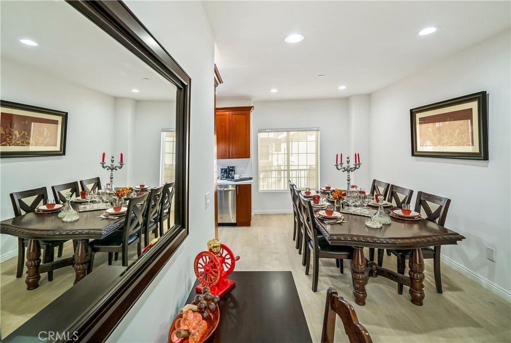 1101 N Maclay Avenue - Photo 2