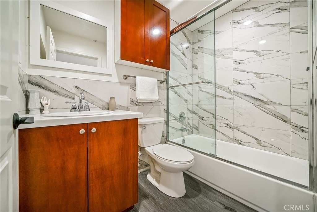 1101 N Maclay Avenue - Photo 36