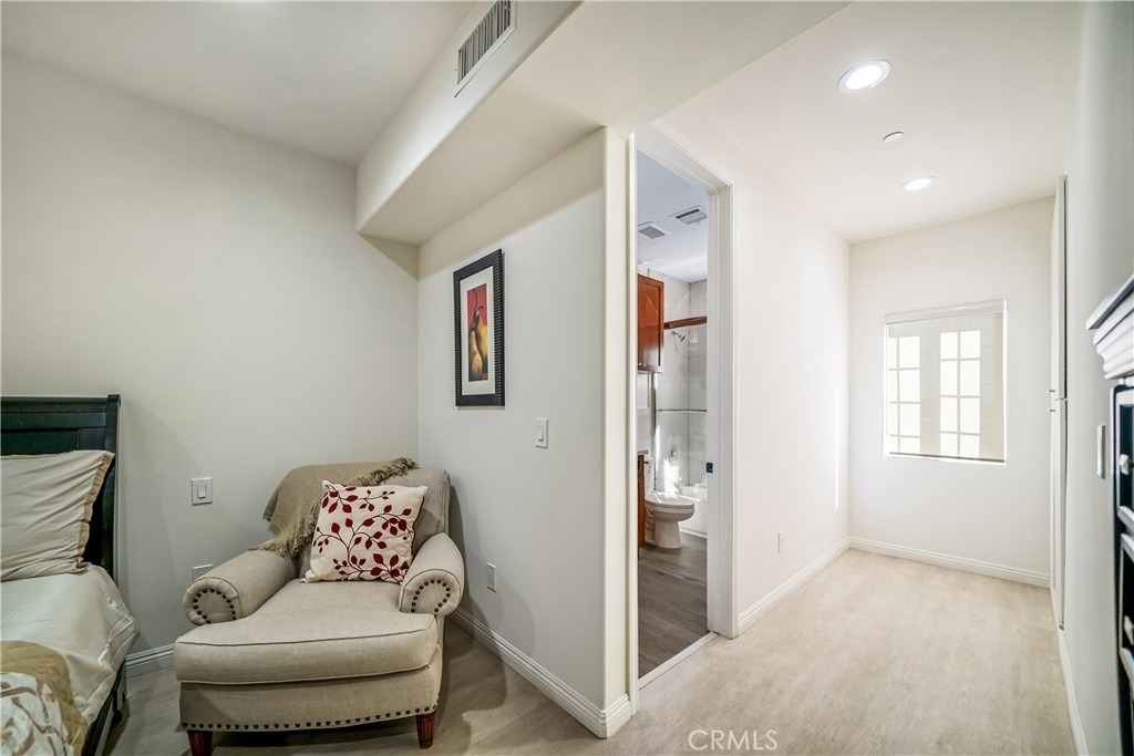 1101 N Maclay Avenue - Photo 25