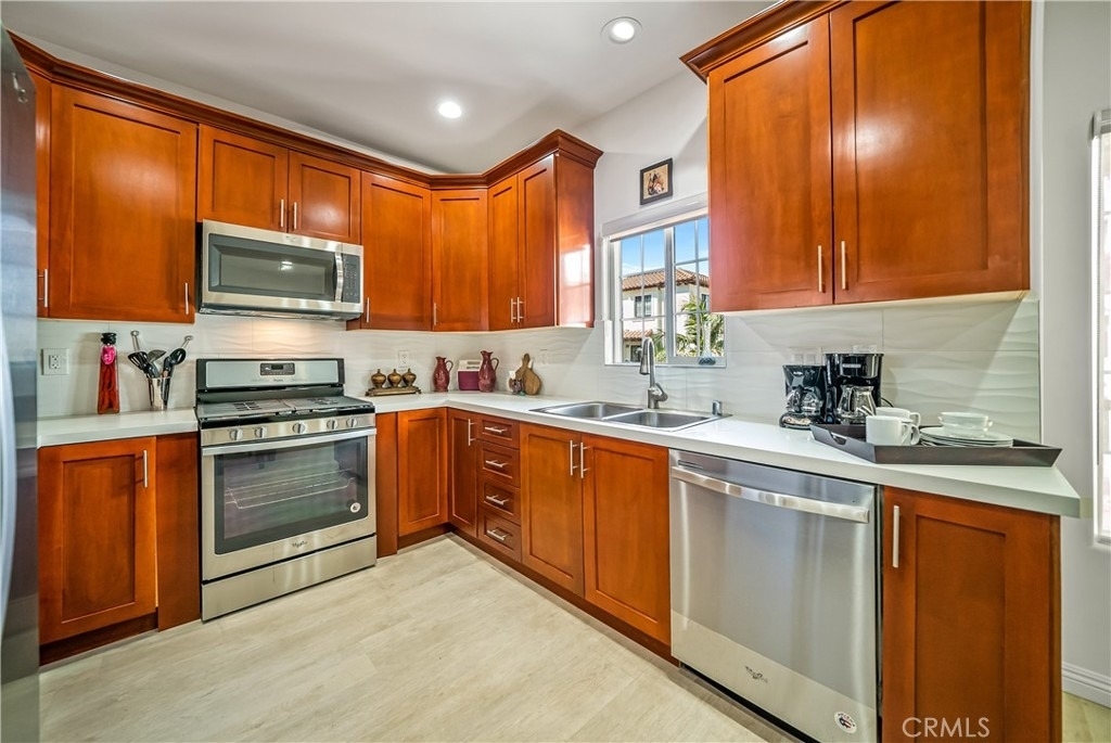 1101 N Maclay Avenue - Photo 8
