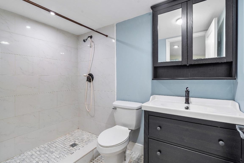 6130 Edwards Road - Photo 13