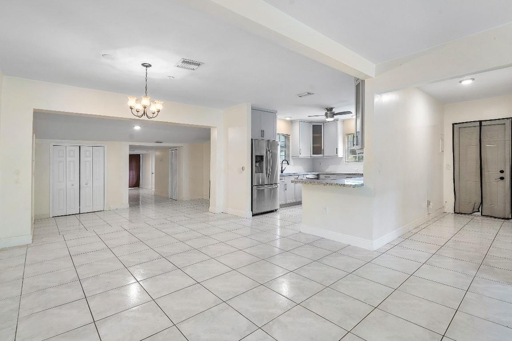 6130 Edwards Road - Photo 3