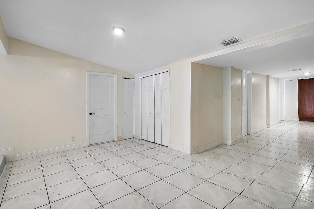 6130 Edwards Road - Photo 5