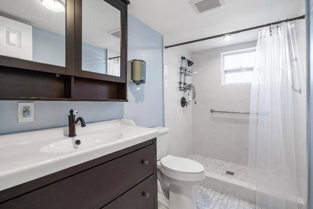 6130 Edwards Road - Photo 9