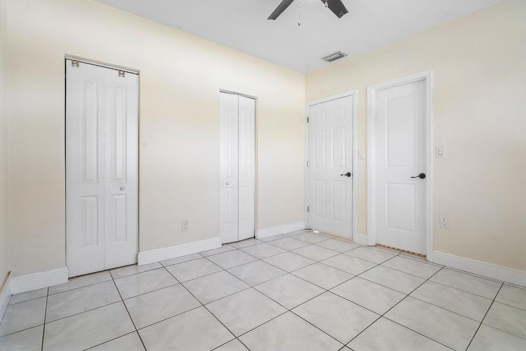 6130 Edwards Road - Photo 11