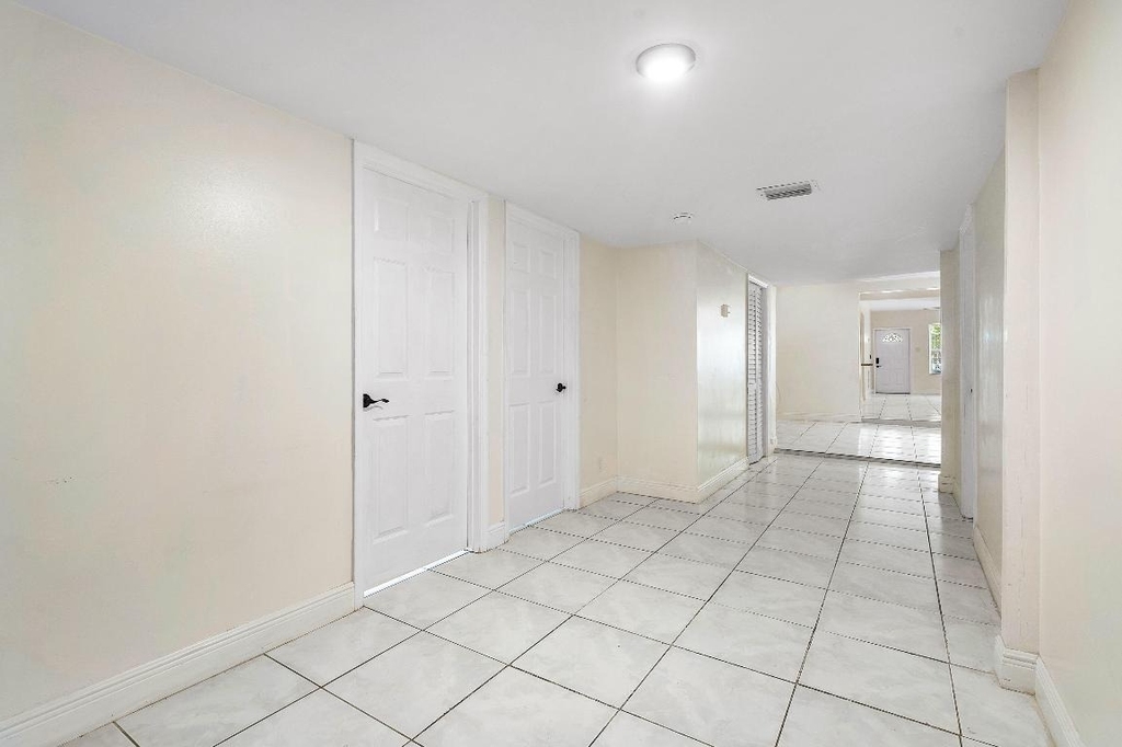 6130 Edwards Road - Photo 7