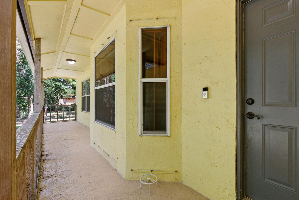 14846 61st Court N - Photo 0