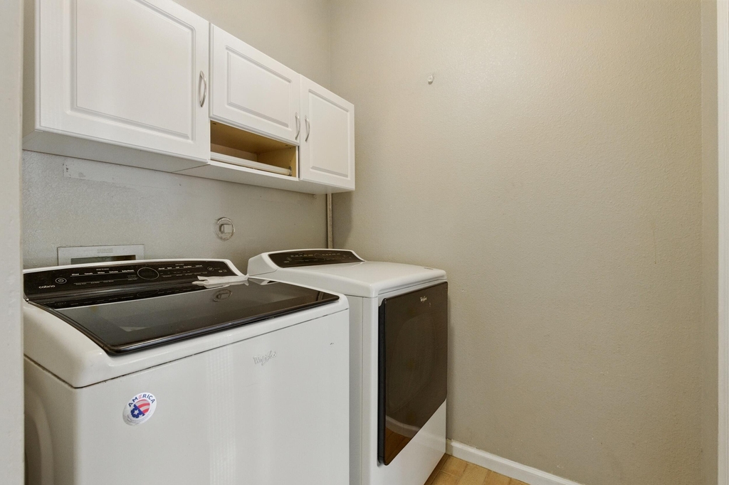 14846 61st Court N - Photo 30