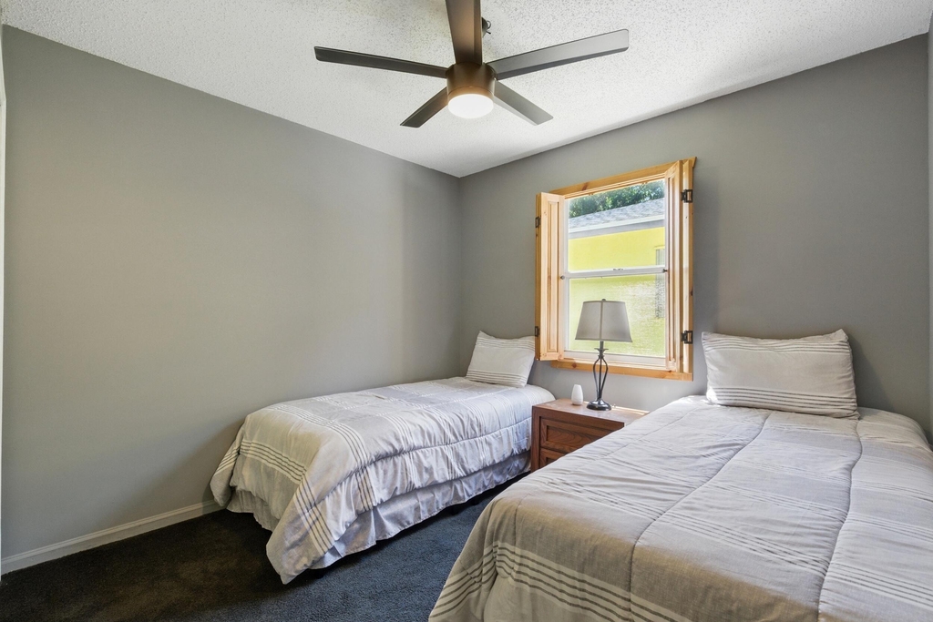 14846 61st Court N - Photo 35