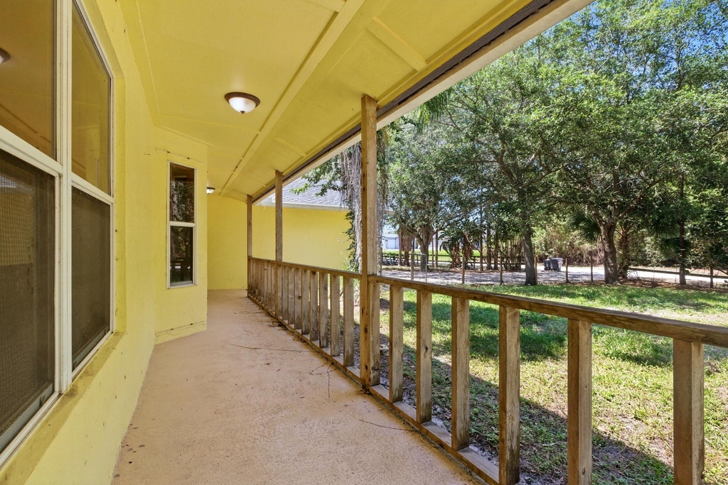 14846 61st Court N - Photo 33