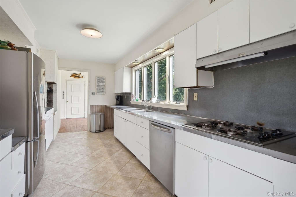 33 Beach Road - Photo 21