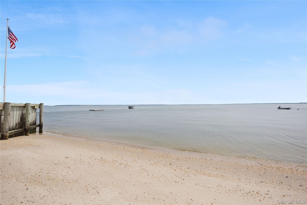 33 Beach Road - Photo 37