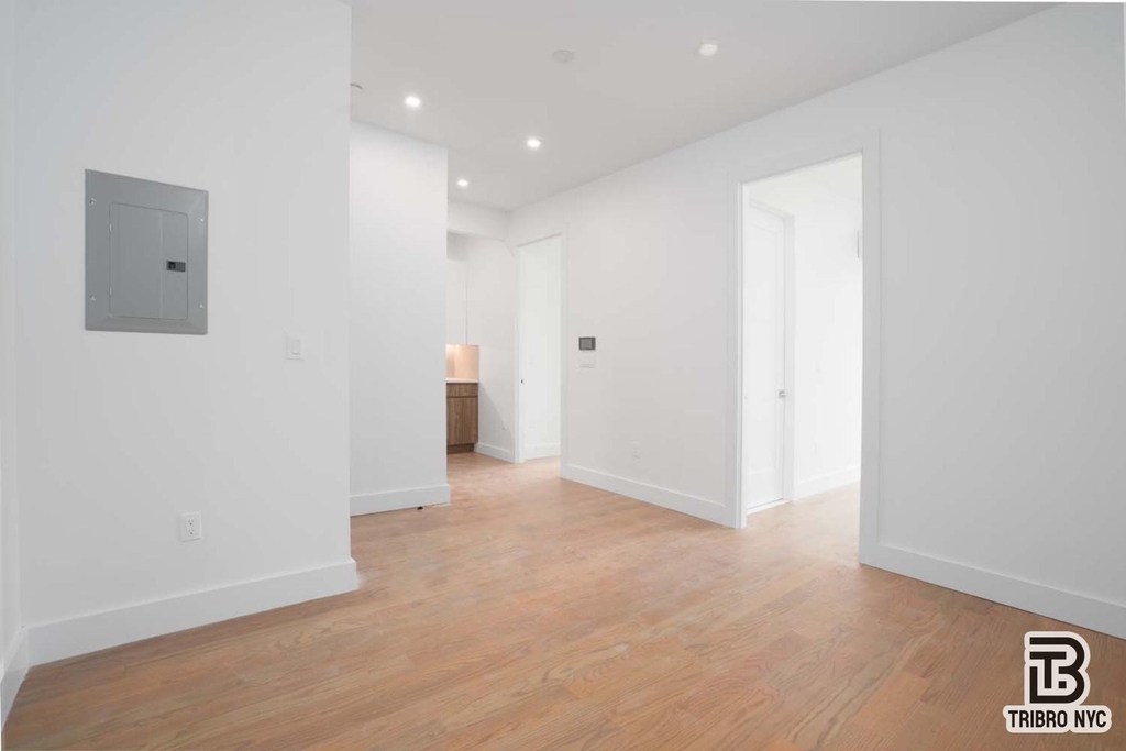 1493 Dekalb Avenue - Photo 5