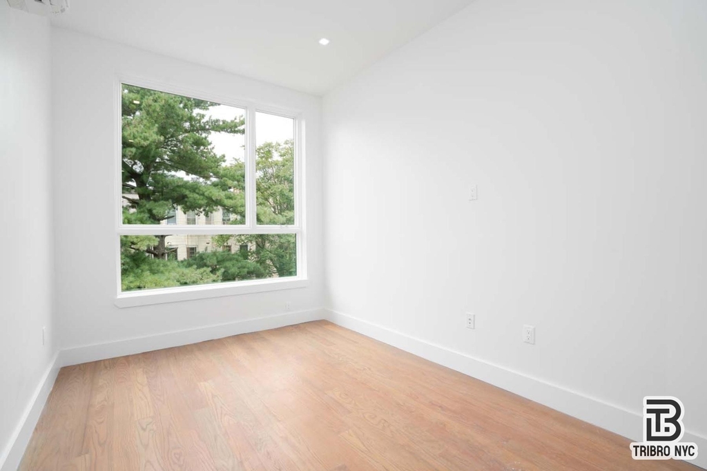 1493 Dekalb Avenue - Photo 6