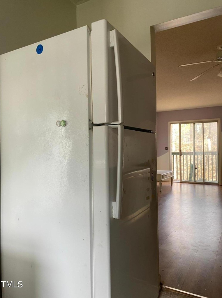 334 Ashley Forest Road - Photo 2