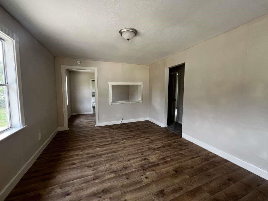 8606 Prairie View Drive - Photo 2