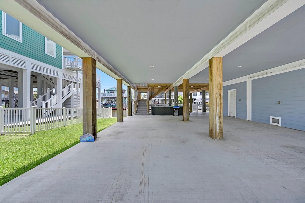 22915 Martes Street - Photo 35