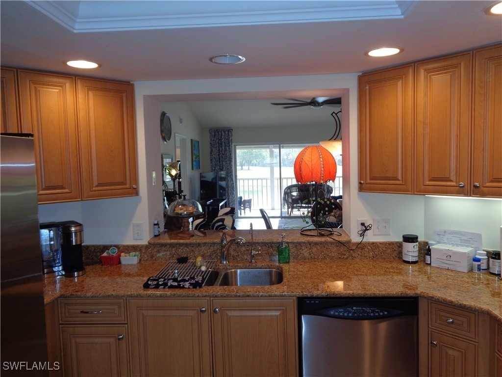 6270 Bellerive Avenue - Photo 15