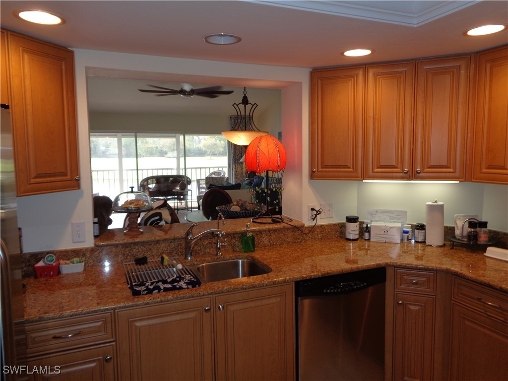 6270 Bellerive Avenue - Photo 16