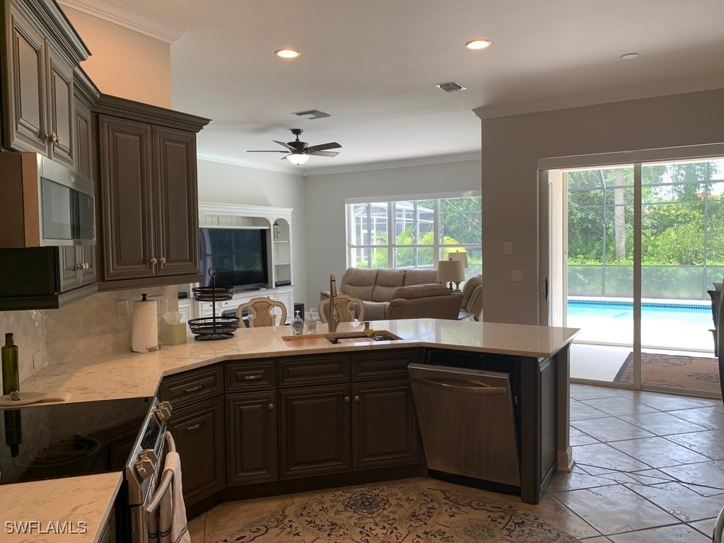 6247 Ashwood Lane - Photo 8
