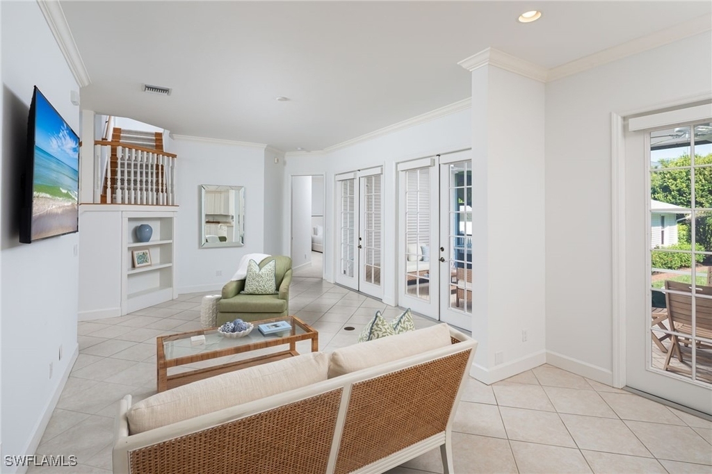 155 1st Avenue S - Photo 13