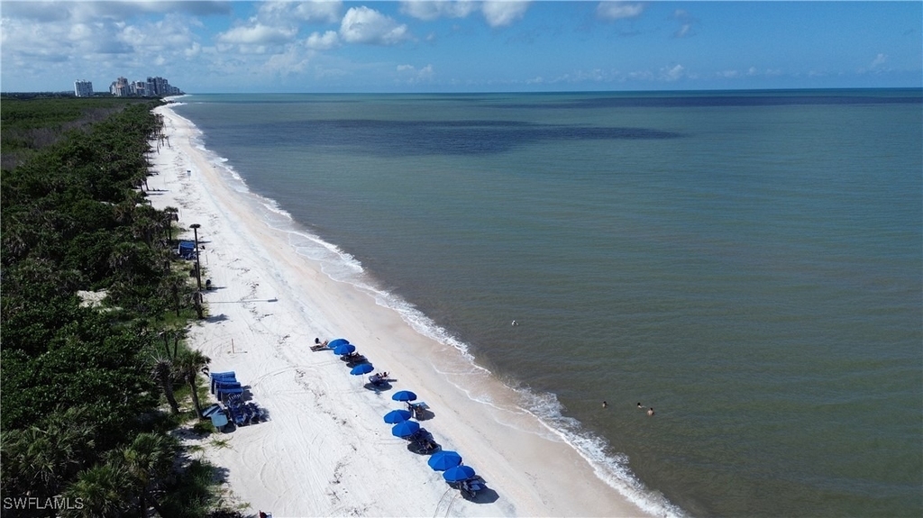 7048 Pelican Bay Boulevard - Photo 29