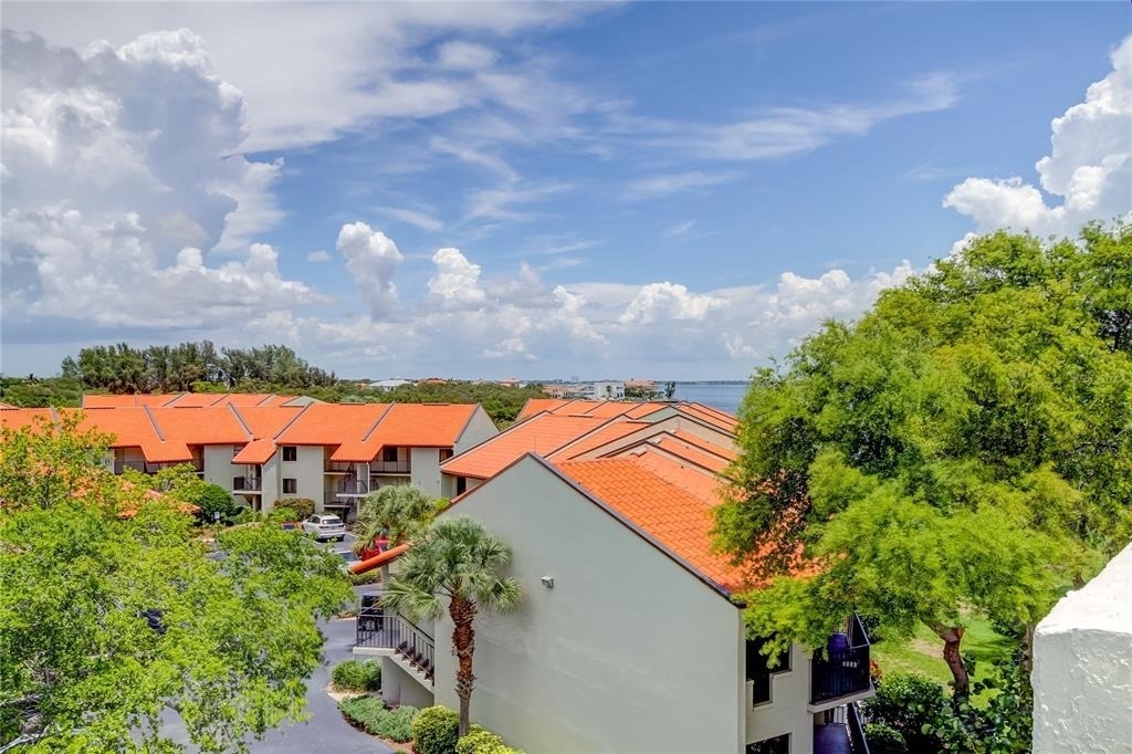 1575 Pinellas Bayway Way S - Photo 68