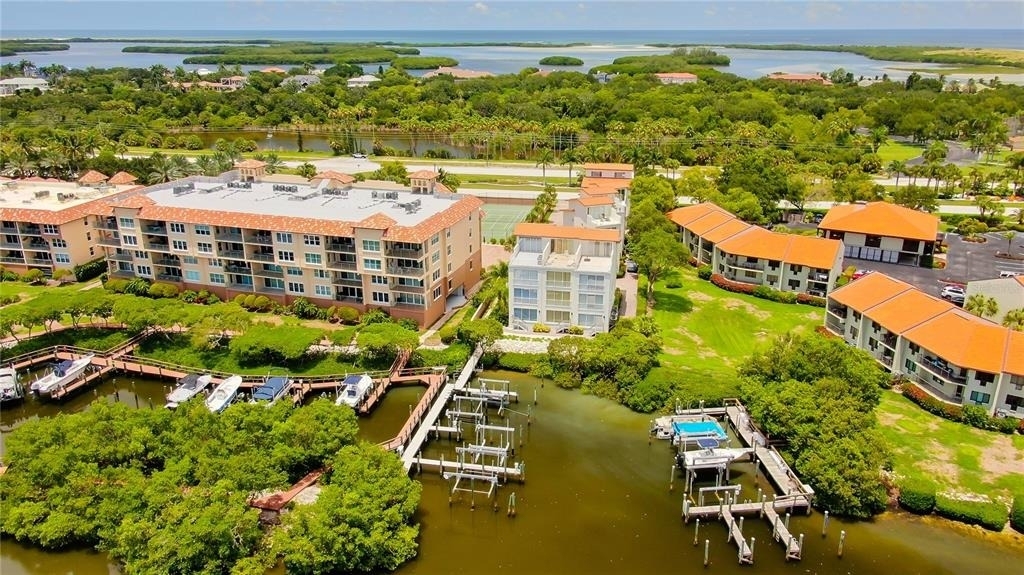 1575 Pinellas Bayway Way S - Photo 8