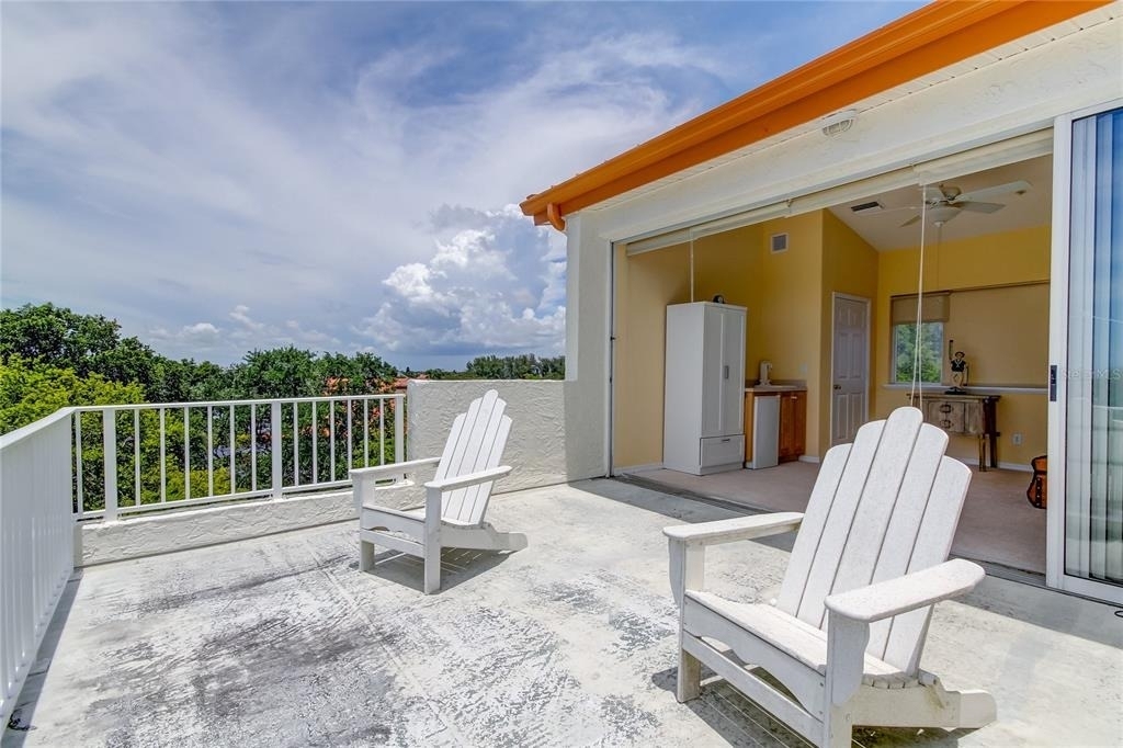 1575 Pinellas Bayway Way S - Photo 67