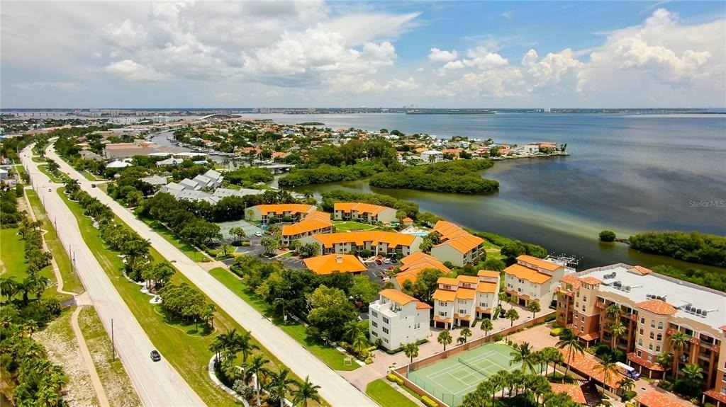 1575 Pinellas Bayway Way S - Photo 2