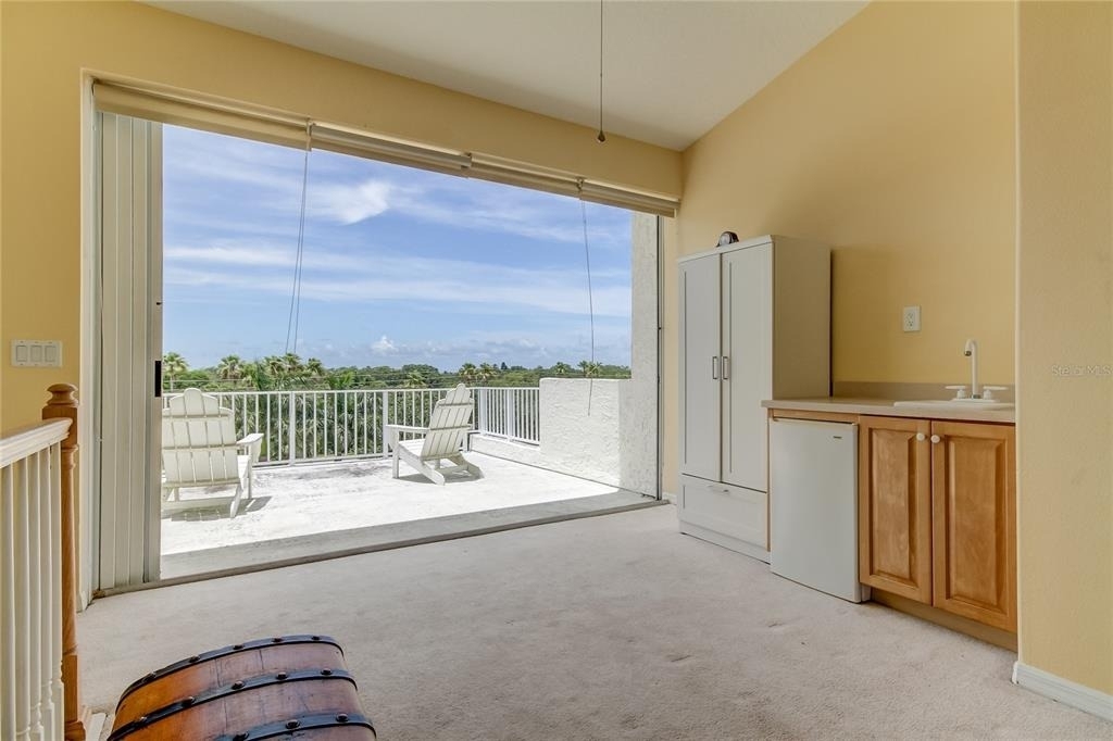 1575 Pinellas Bayway Way S - Photo 62