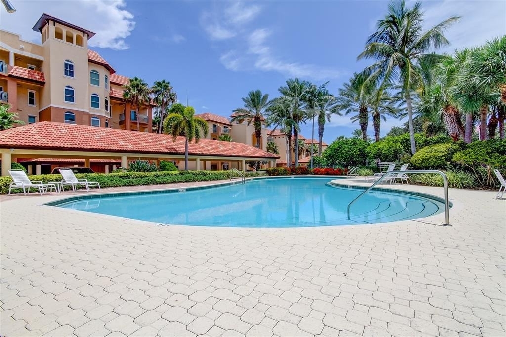 1575 Pinellas Bayway Way S - Photo 70