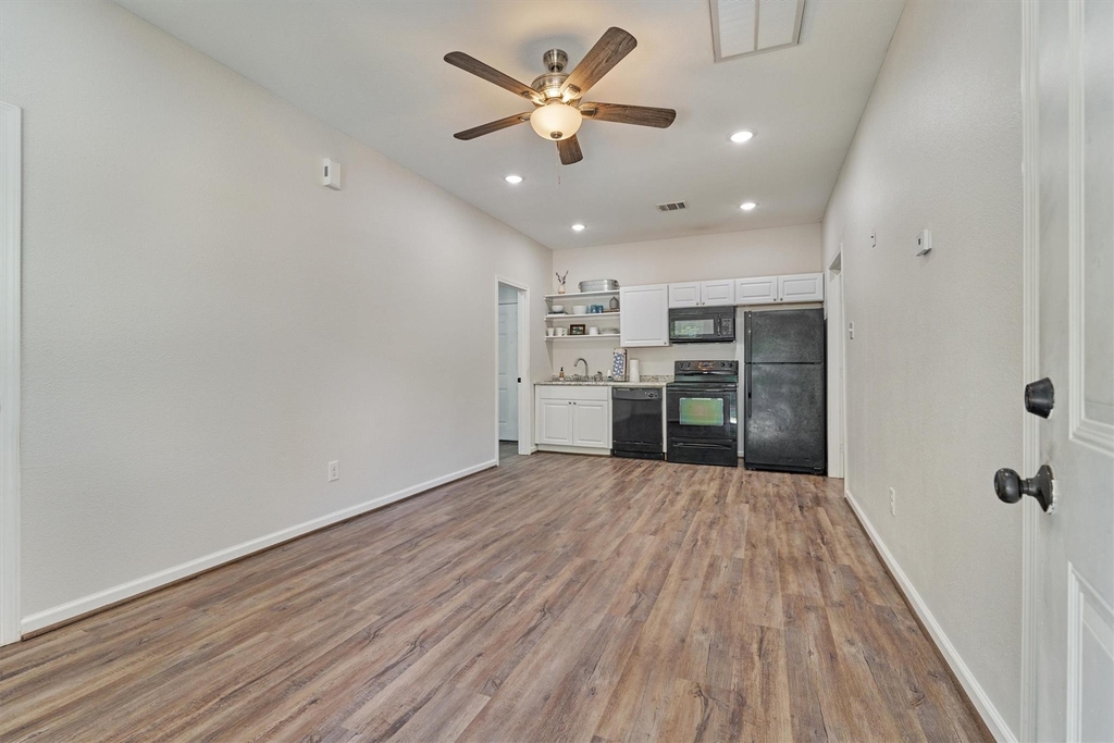 18147 Firepine Lane - Photo 3