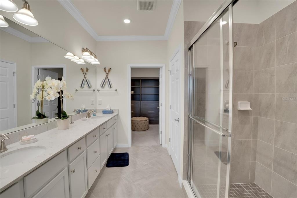 10042 Crooked Creek Drive - Photo 16