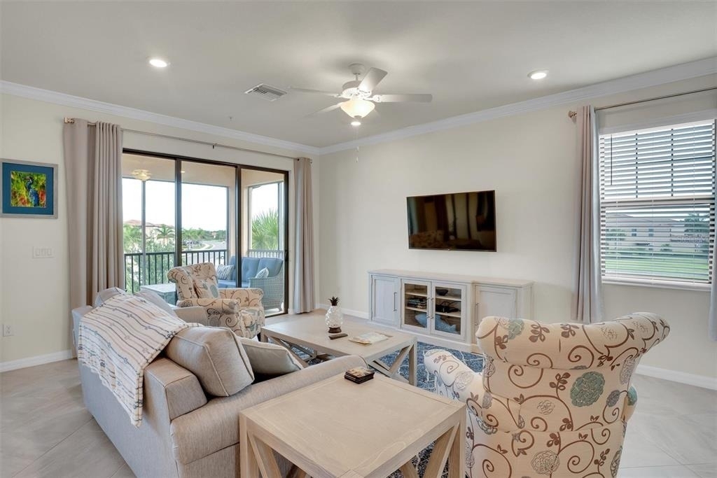 10042 Crooked Creek Drive - Photo 11