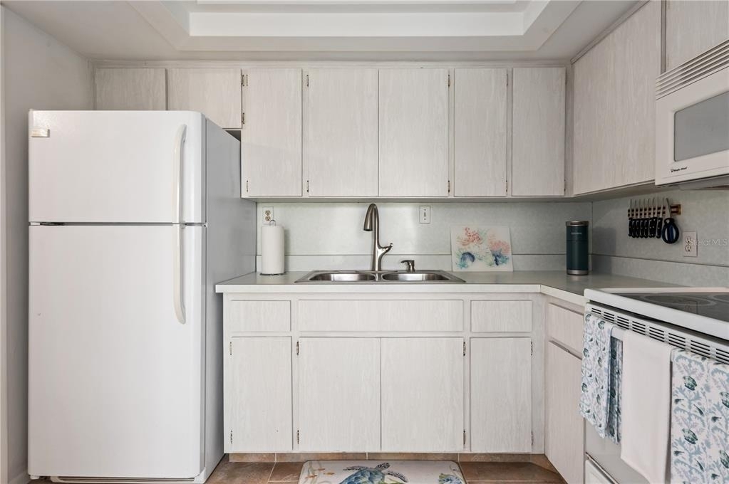 6005 Midnight Pass Road - Photo 14