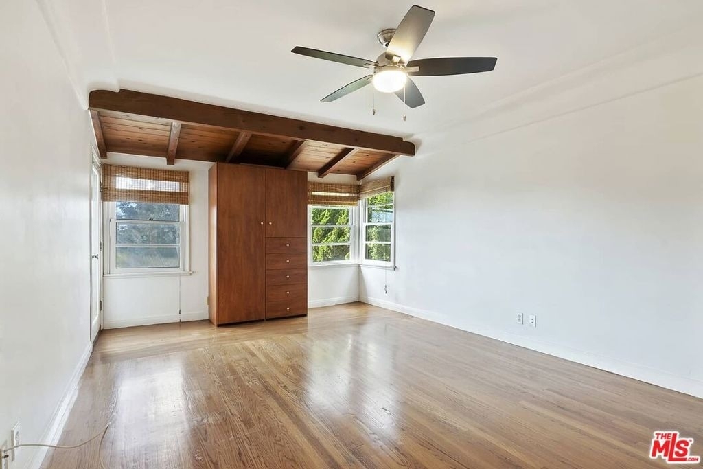 2661 Lake View Terrace - Photo 17