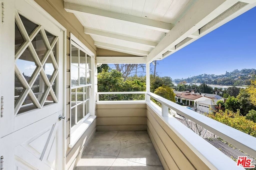 2661 Lake View Terrace - Photo 9