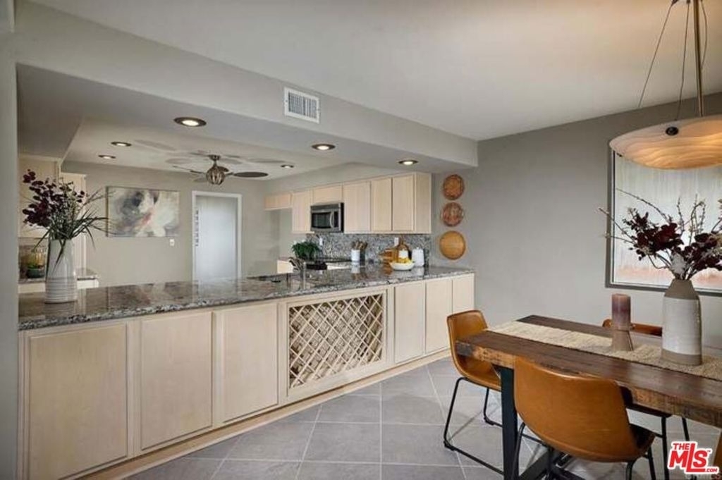 2552 Navarra Drive - Photo 22