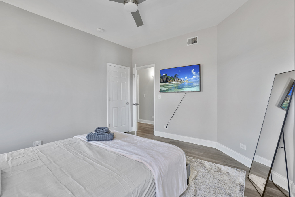 1111 Bonnie Brae Place - Photo 16