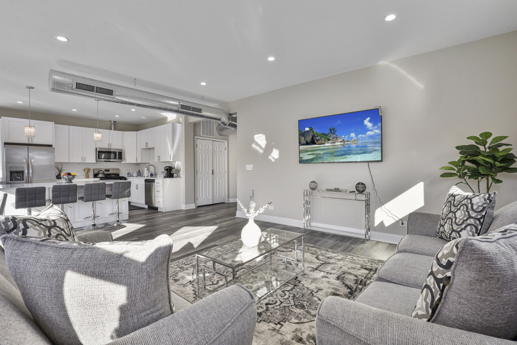 1111 Bonnie Brae Place - Photo 13