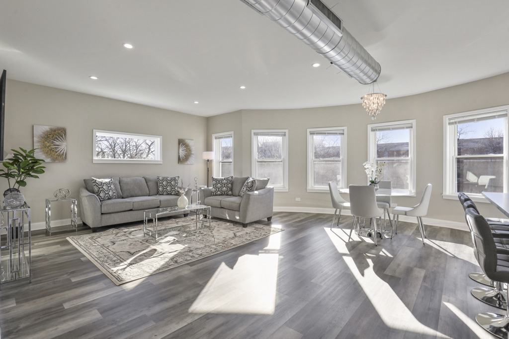 1111 Bonnie Brae Place - Photo 3