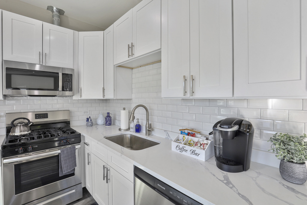 1111 Bonnie Brae Place - Photo 15