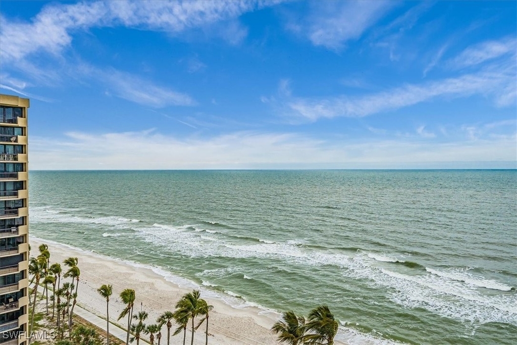 4005 Gulf Shore Boulevard N - Photo 11