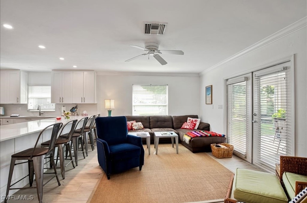 552 105th Avenue N - Photo 5