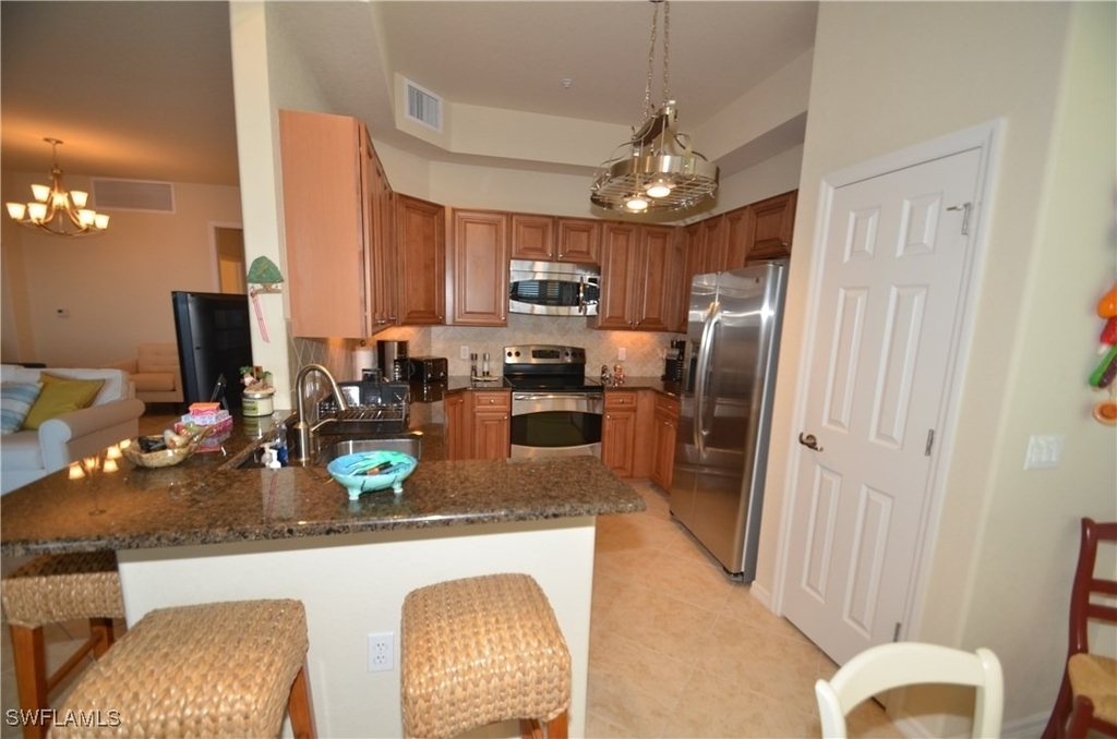 10572 Smokehouse Bay Drive - Photo 8