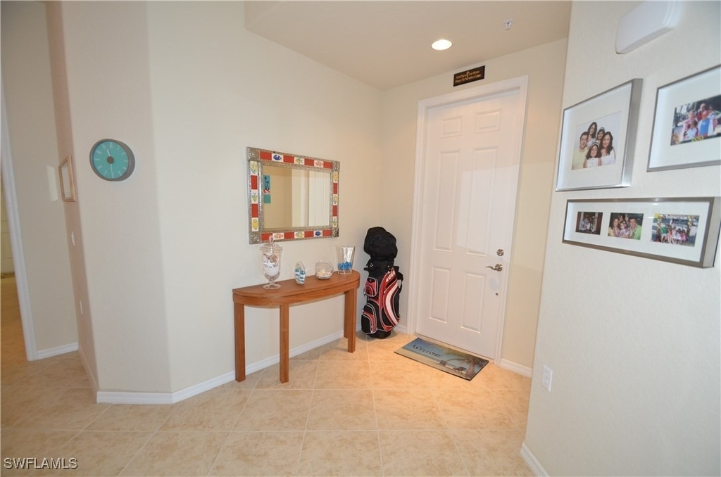 10572 Smokehouse Bay Drive - Photo 2